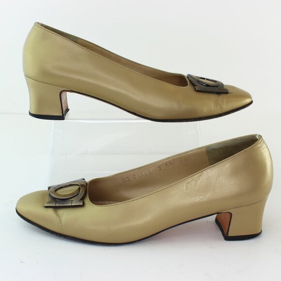 Salvatore Ferragamo Buckled Kitten Heel Pump (8 US) - Picture 3 of 9